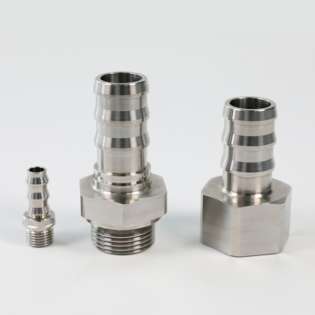 CNC Machined SS 304L Liquid Cooling Connectors for New Energy